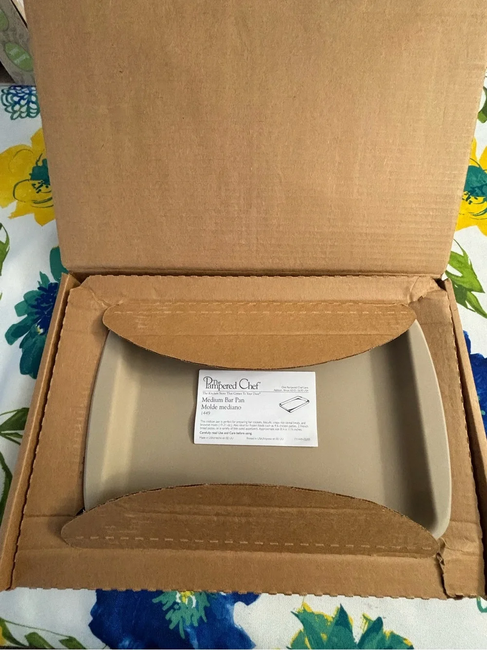 Pampered Chef Classics Collection Stoneware Medium Bar Pan 1449 Family Heritage